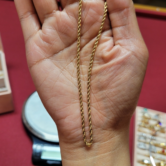 18k Gold Rope Chain - Picture 2 of 2